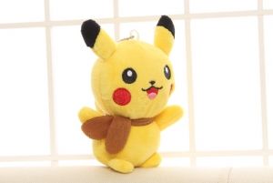 Плюшена играчка Pokemon Pikachu, 7 Х 12 см