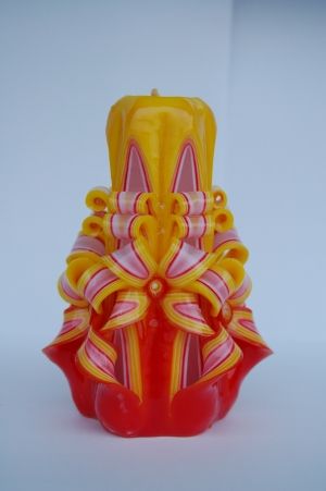 Бутикови дизайнерски карвинг свещи
